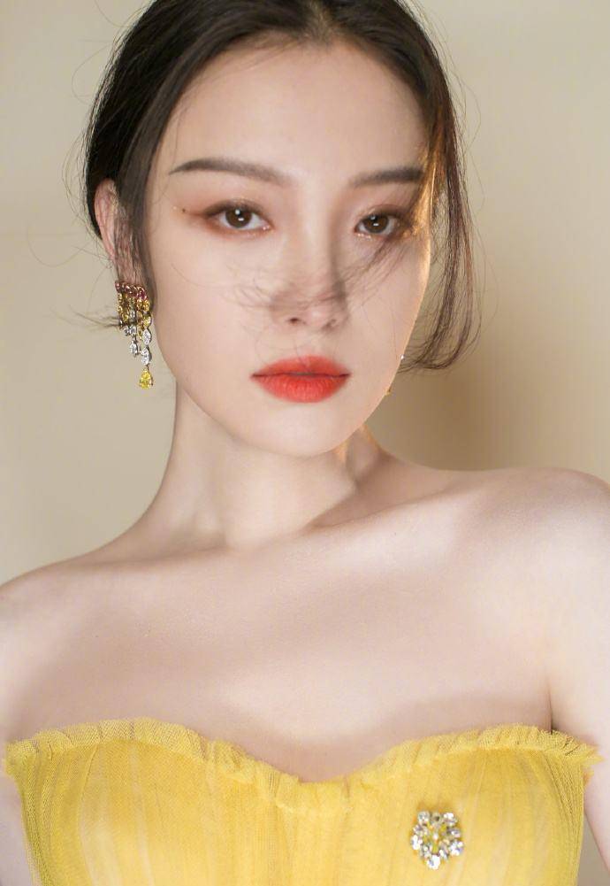 4款女生眼型,杏眼耐看,狐狸眼妩媚,第3种最令人羡慕_丹凤眼_感觉_眼睛