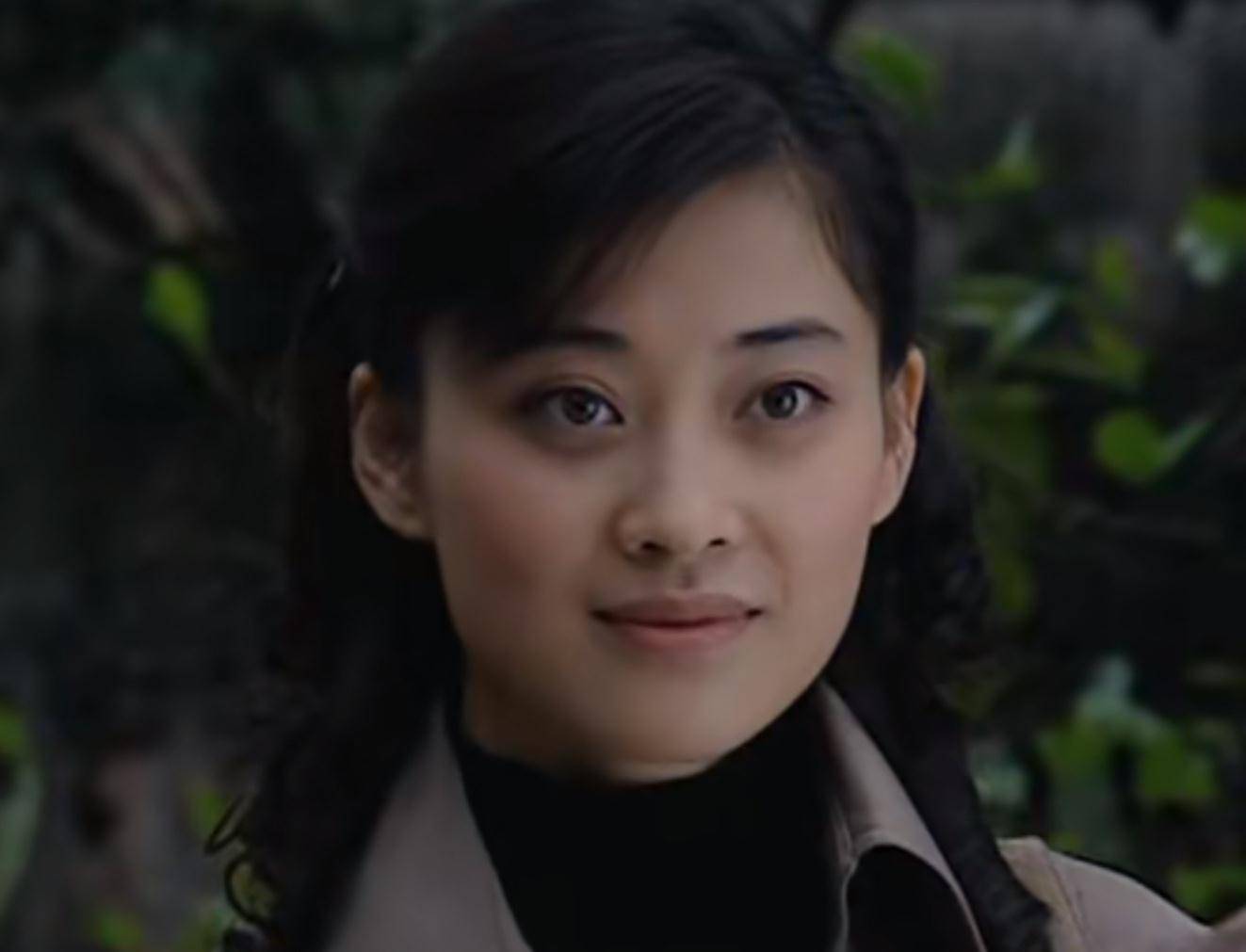 原创岁月完美情人许小曼她身上隐藏四个特质真不简单