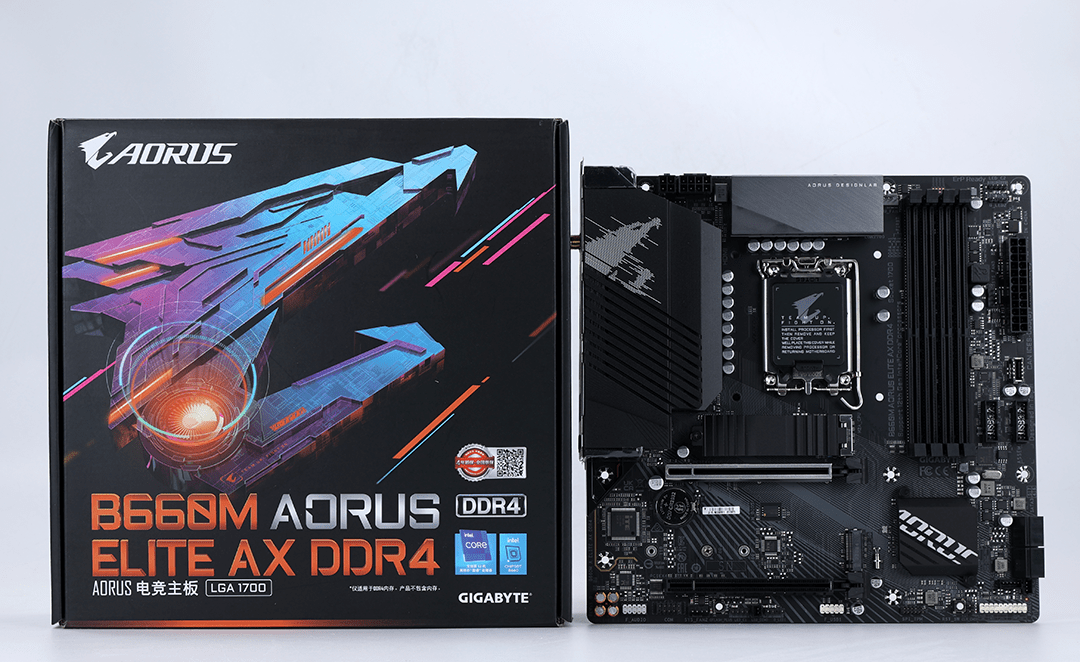 技嘉小雕ax b660m主板同样继承了aorus电竞风格,科技感十足的雕logo也