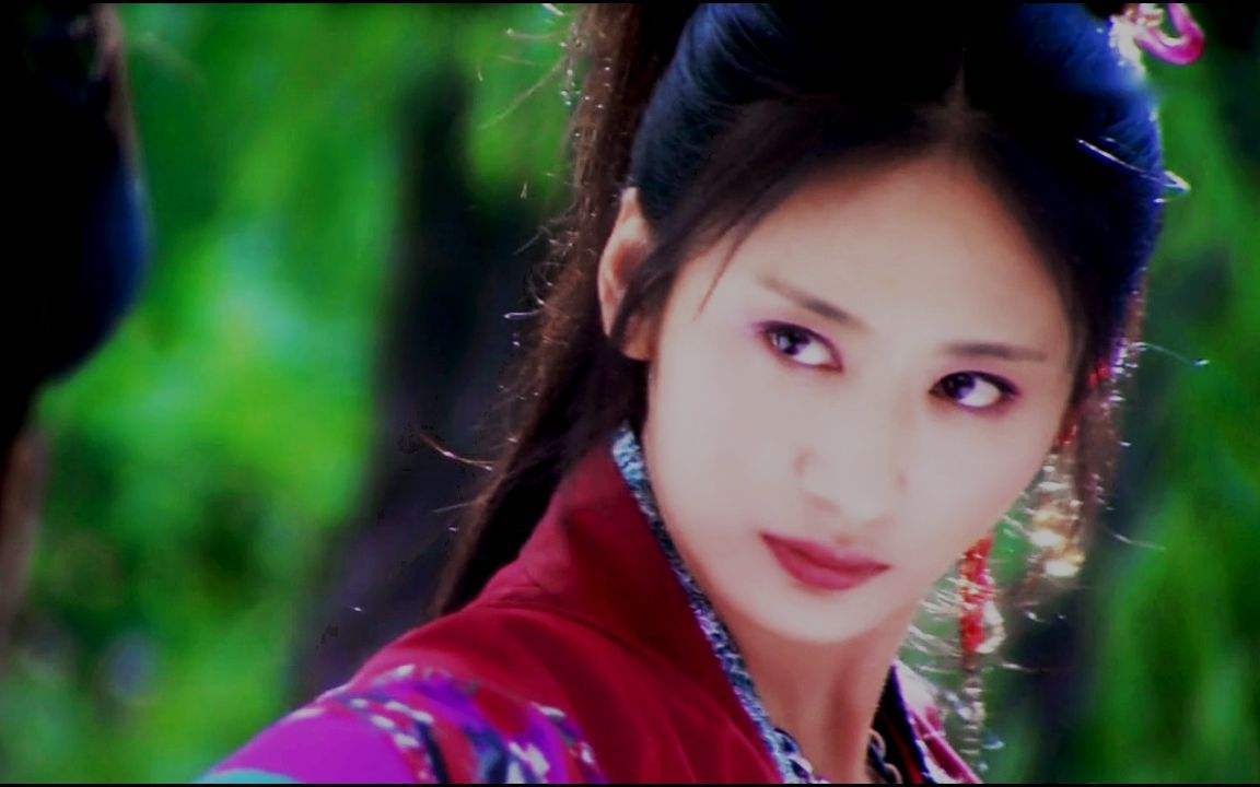 郭珍霓的古装模样真是太吸引人了,既楚楚动人,又自带一股侠气_郭珍霓