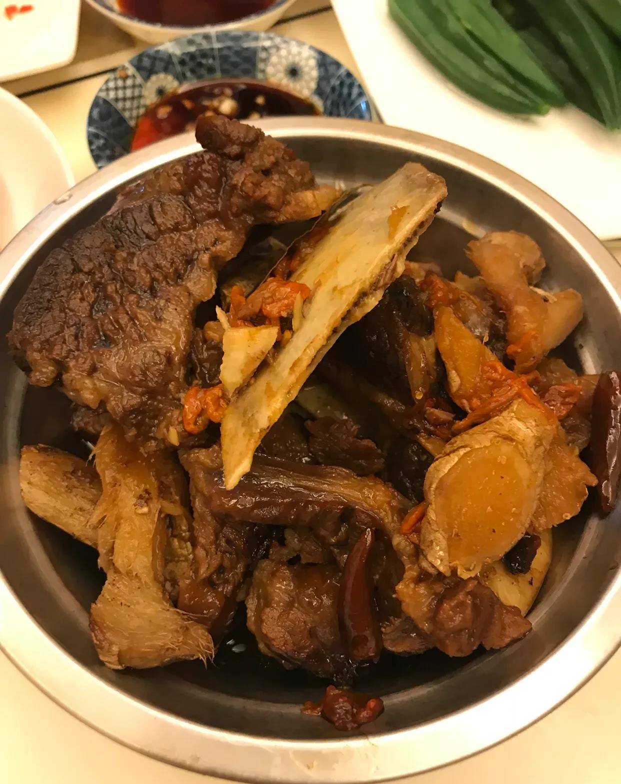 啤酒炖牛肉图片