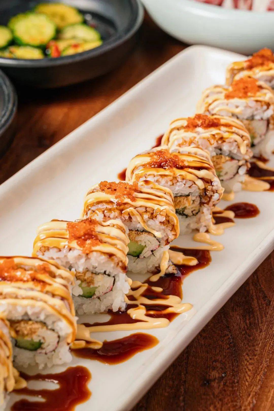 炸虾鳗鱼卷&咸蛋黄寿司○吃肉不够爽,那就再来点份主食浅尝一下