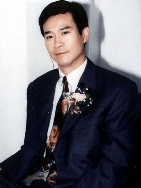 郑欣宜演唱会被送戒指求婚,郑少秋坐台下表情耐人寻味