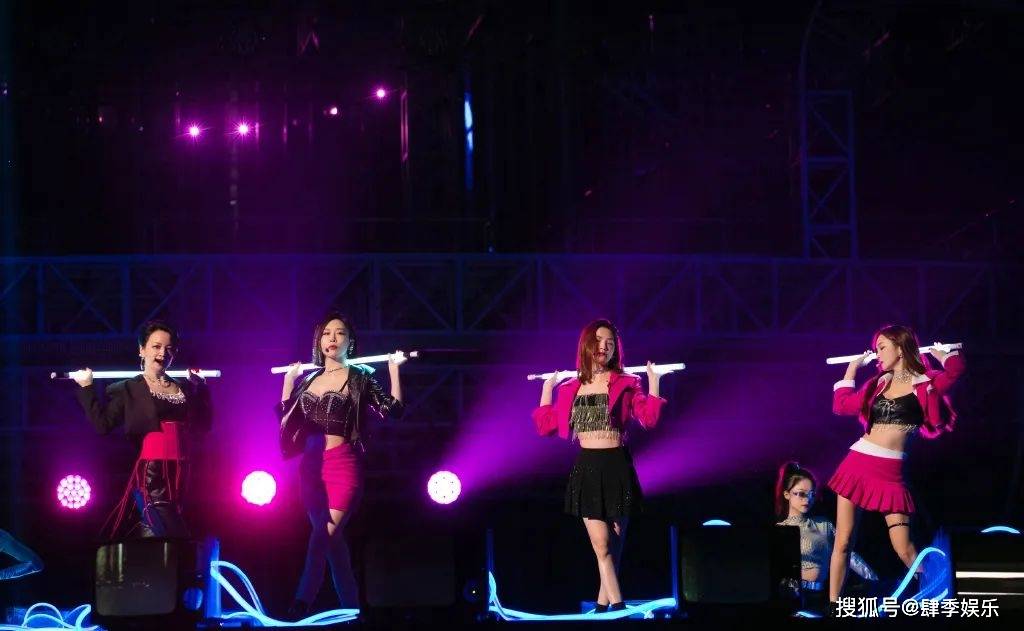 《浪姐3》：看了一公的节目后，这两个舞台秀是不得不夸赞的！