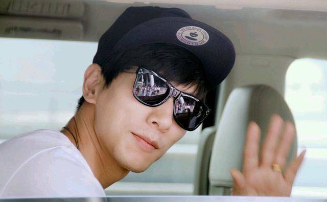 原创张亮寇静离婚那个被羡慕拯救银河系的女人还是和他分开了