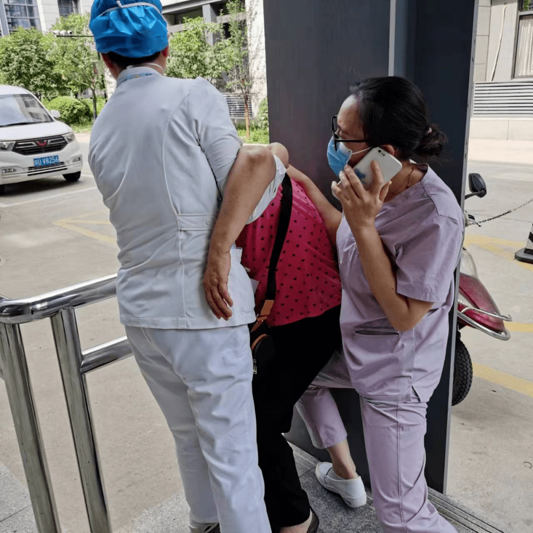 包含北京胸科医院检查陪护加挂号重症转诊顺畅衔接，诊疗不断档的词条