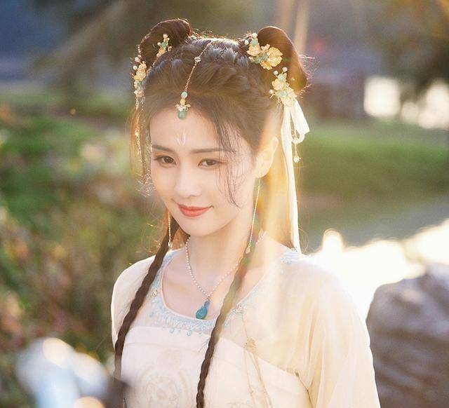 原创白鹿携一仙侠虐恋剧来袭神女造型仙美灵动看到男主追定了