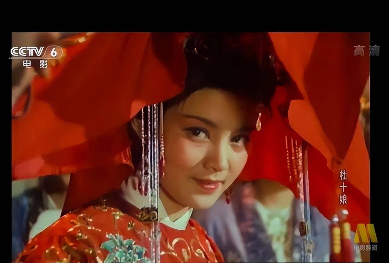 她参演《末代皇后》,再次斩获小百花奖.