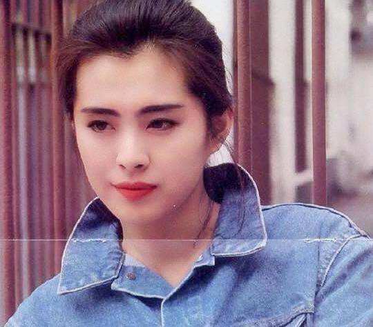 2,王祖贤林青霞,1954年6月3日出生于中国台新北市三重区,祖籍山东莱阳