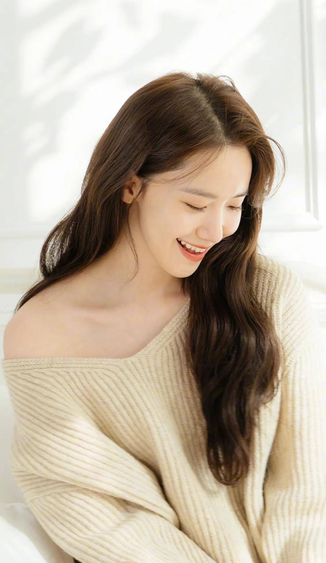 原创数十年如一日的好看林允儿优雅美丽明艳动人