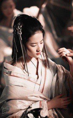 原创千古美人在人间当她们站在一起时谁千娇百媚谁浪得虚名