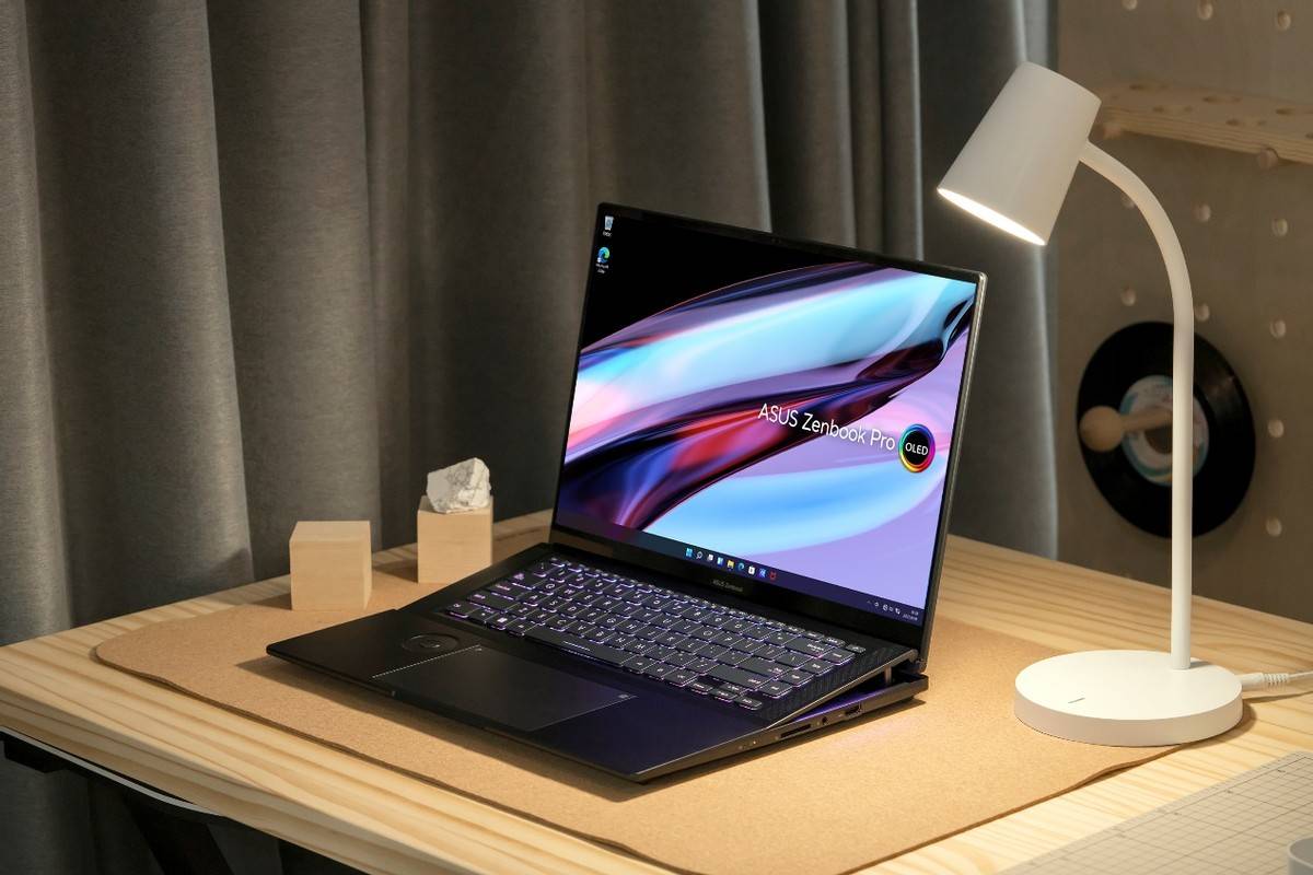 集众多特色功能的16英寸轻薄旗舰华硕灵耀xpro开箱