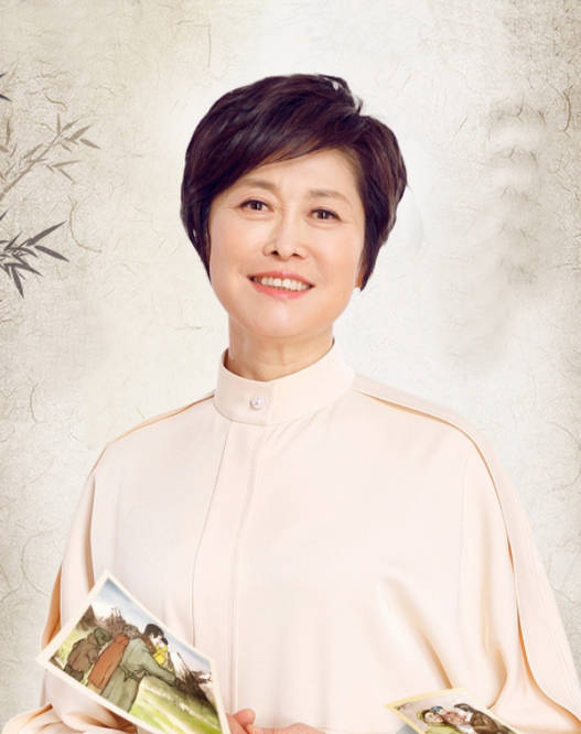 央视主持敬一丹三战考研64岁生日却成了母亲的忌日