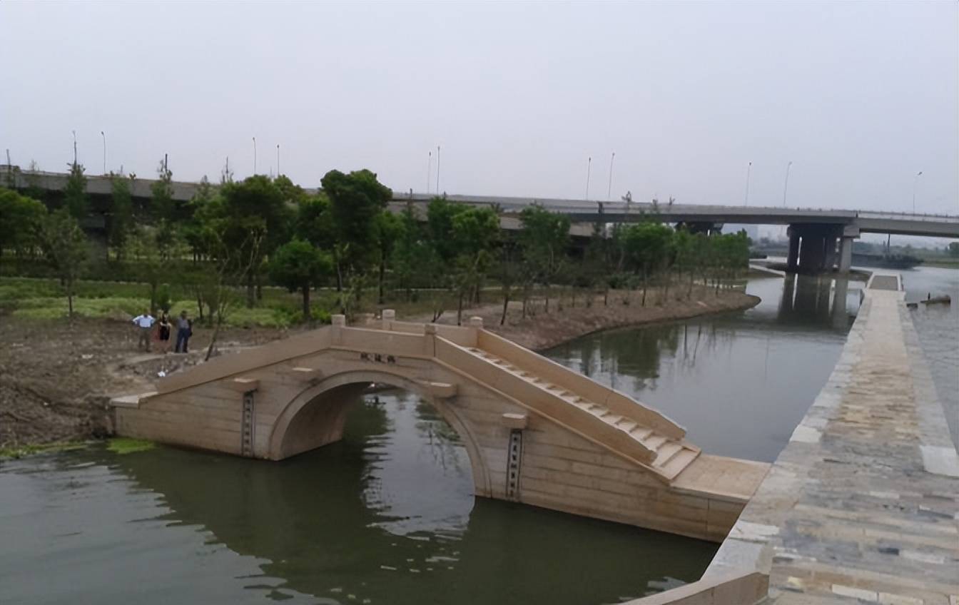 行走京杭运河苏州吴江古纤道，学着茶圣陆羽的样子，品味松陵千年韵！