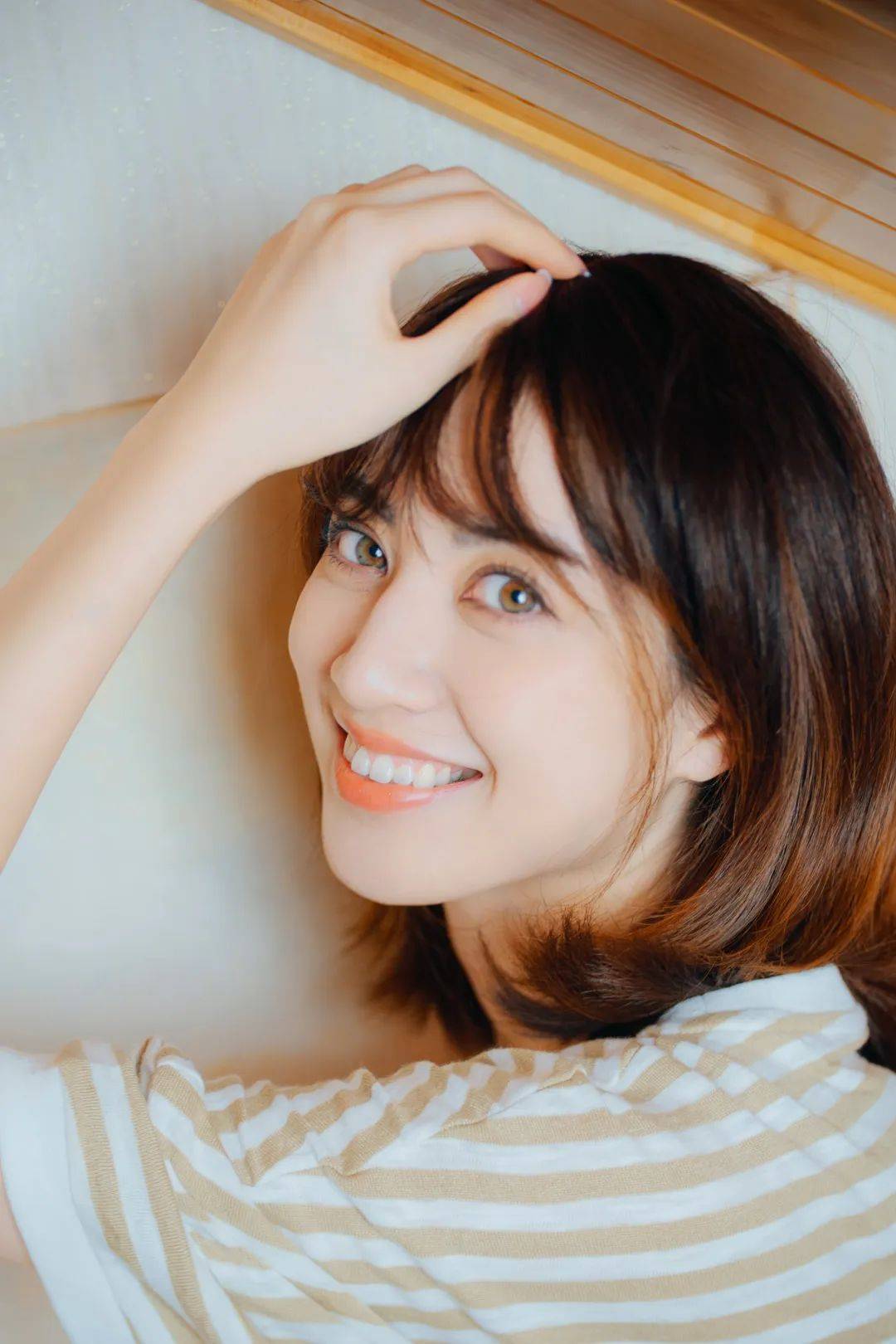 人像摄影使用移轴镜头拍摄出来的人像有着非常特别的表现张力,总体