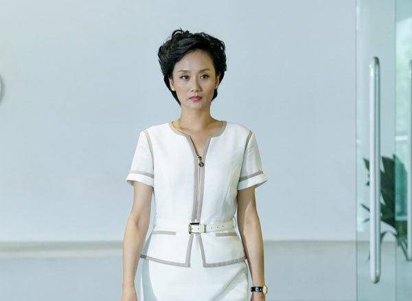 慕容云海的妈妈就是李颖饰演的,李颖虽然作品不多,但每一部作品都能给