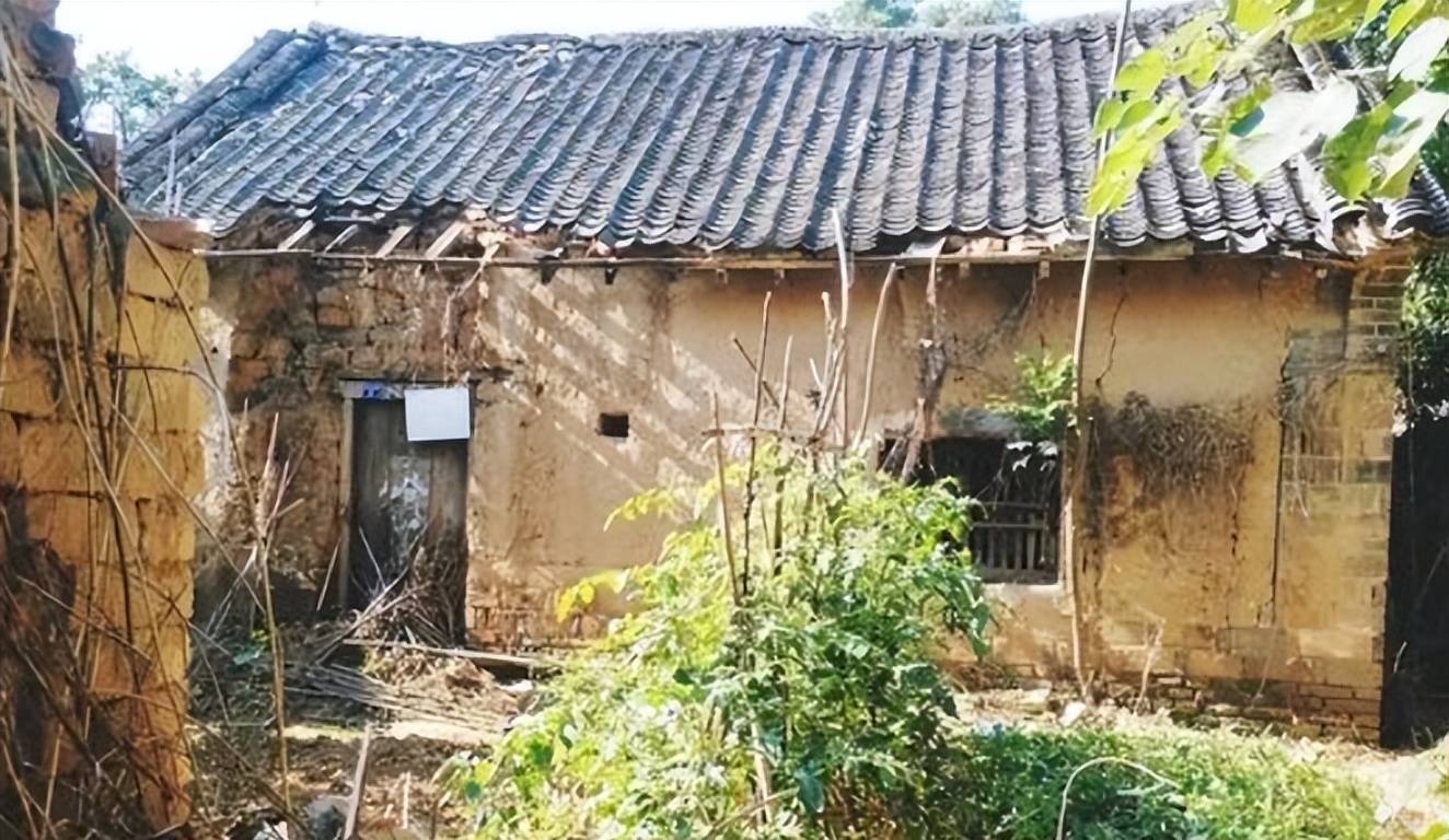 农村的老房子住几代人都没事为何几年不住就倒了呢