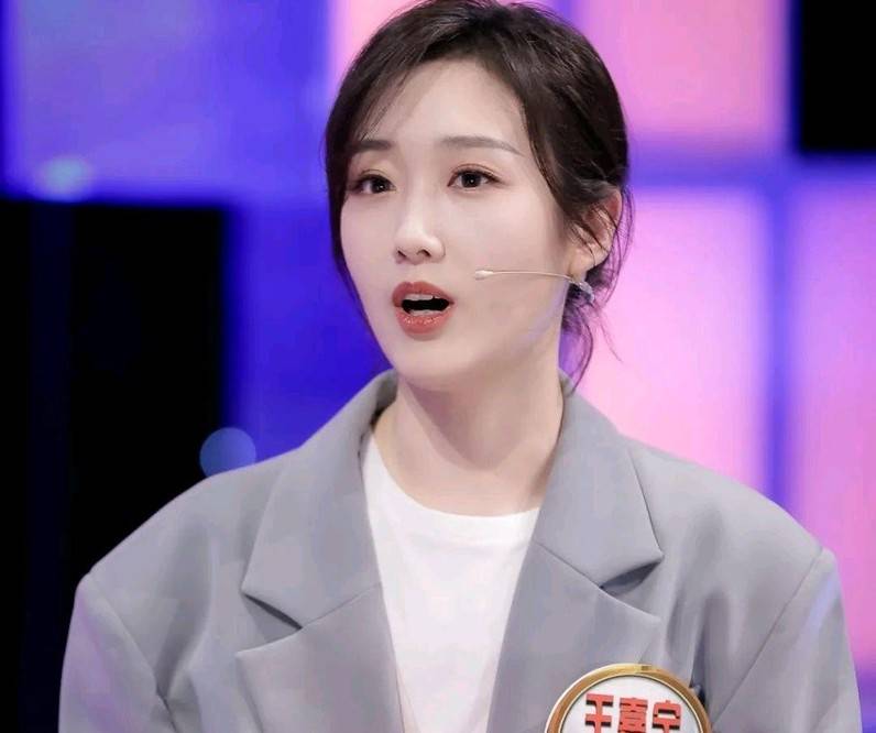 为何到了自己猜歌名却脑子一片空白_王佳宁_频道_一面