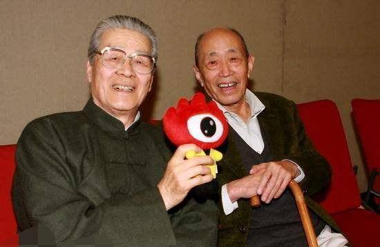 原创姜子牙蓝天野戏里仙风道骨戏外爱好画画今93岁精神矍铄