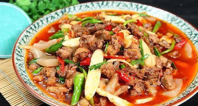 原创川菜的另一经典子姜鸭肉质软嫩麻辣适中养生还养身