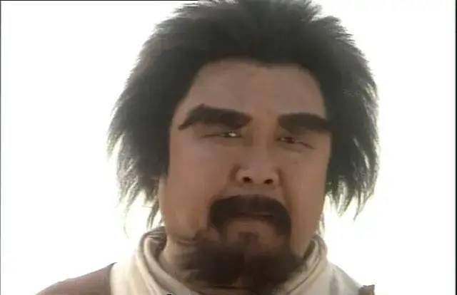 1997年,在《天龙八部》中饰南海鳄神,剧中的秦煌将一根筋的南海鳄神