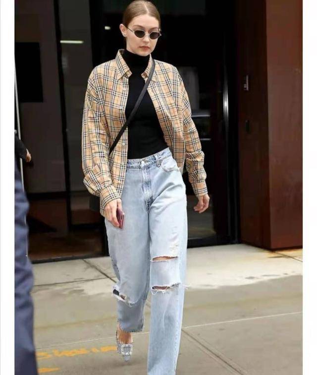 格子衬衫下身搭什么好看_牛仔_look_白色