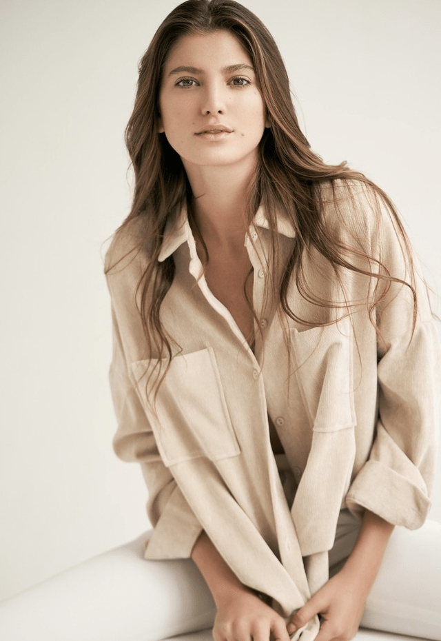 原创老牛吃嫩草45岁巴拉克迎来第二春00后女友目标生四个孩子