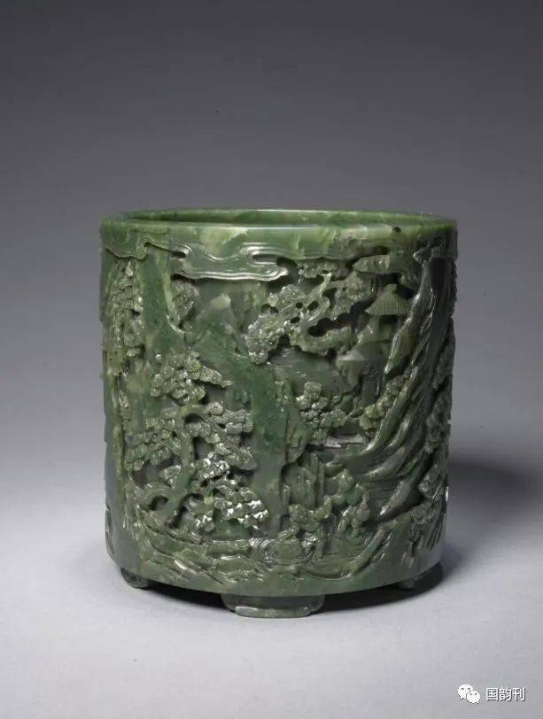 文房用玉文人雅士的珍贵之物玉笔筒