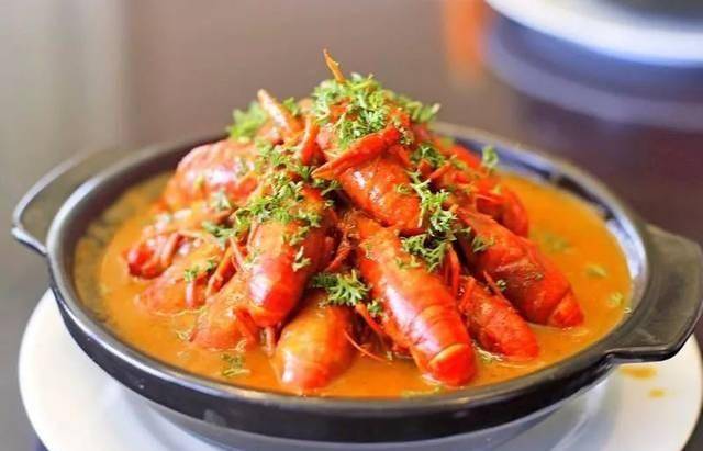 原创小龙虾的新式做法咖喱小龙虾挑战你的味蕾