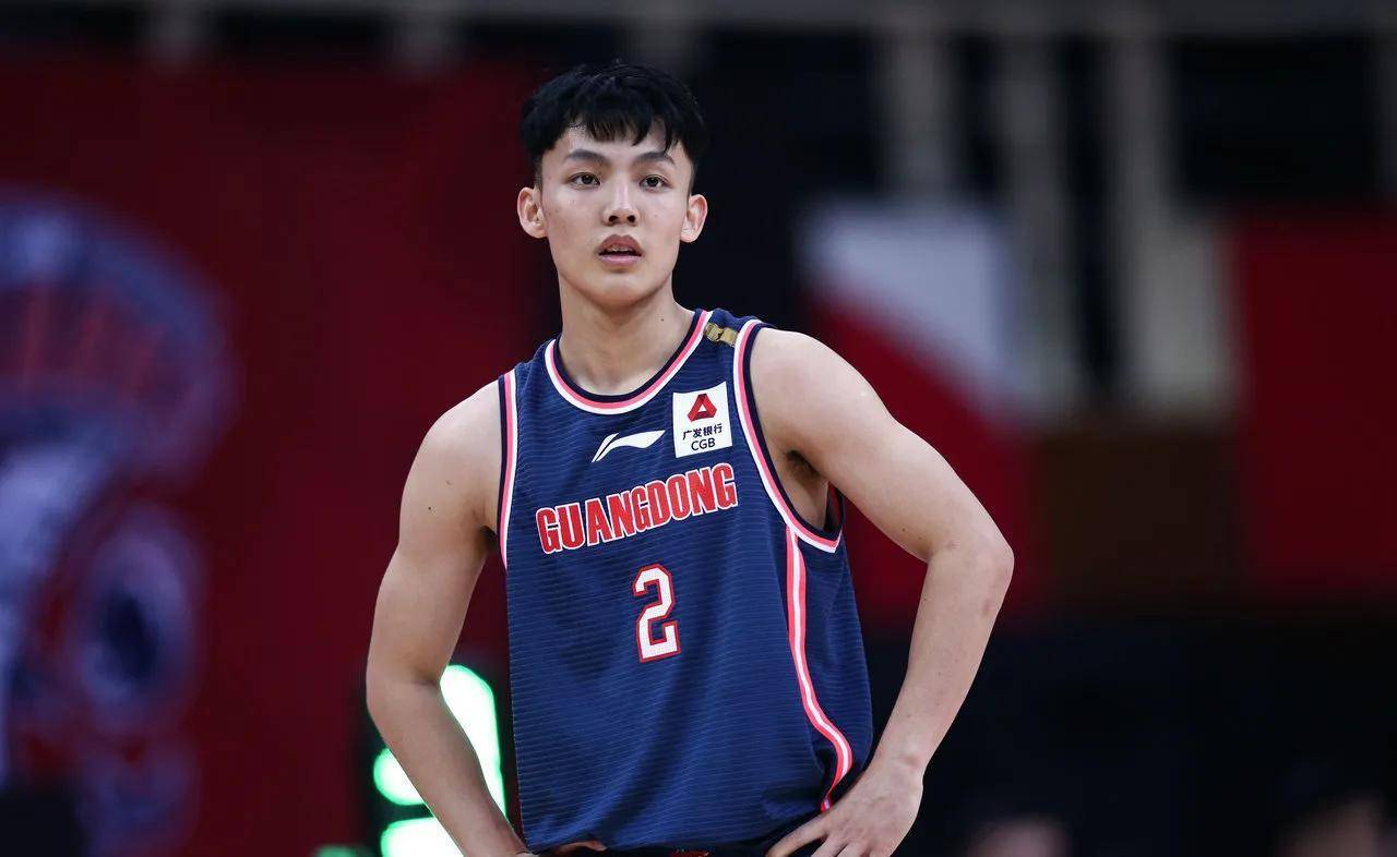 原创上限高于曾繁日广东02年小将场均54分超过徐杰首个赛季