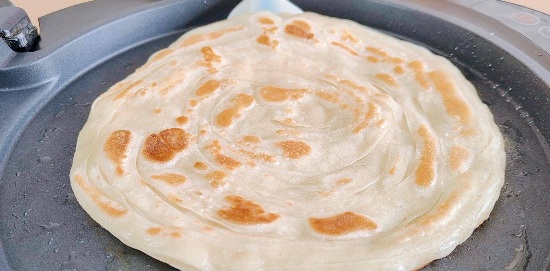 原创教你做家常大油饼柔软多层又筋道做法超简单鲜香又解馋