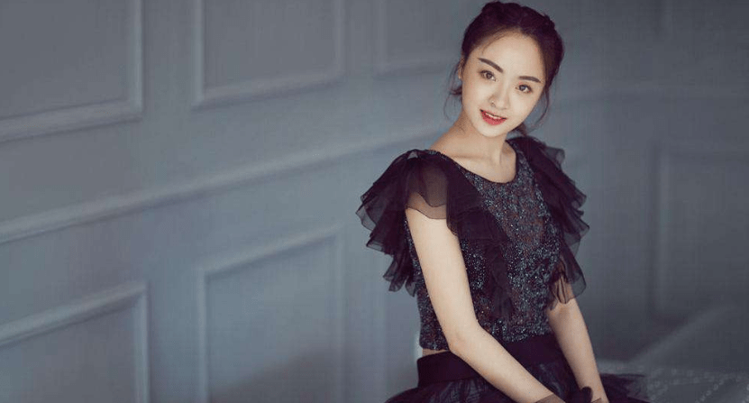 这个女演员和张嘉译的合作还是比较默契的,给我们带来的作品也非常