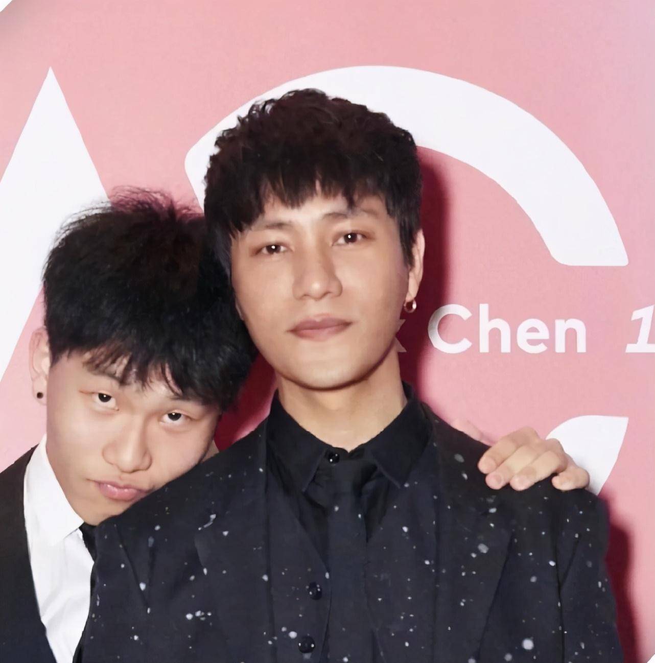 少年感如陈坤,18岁儿子看上去比他还显老,44岁依旧像小鲜肉_陈尊佑