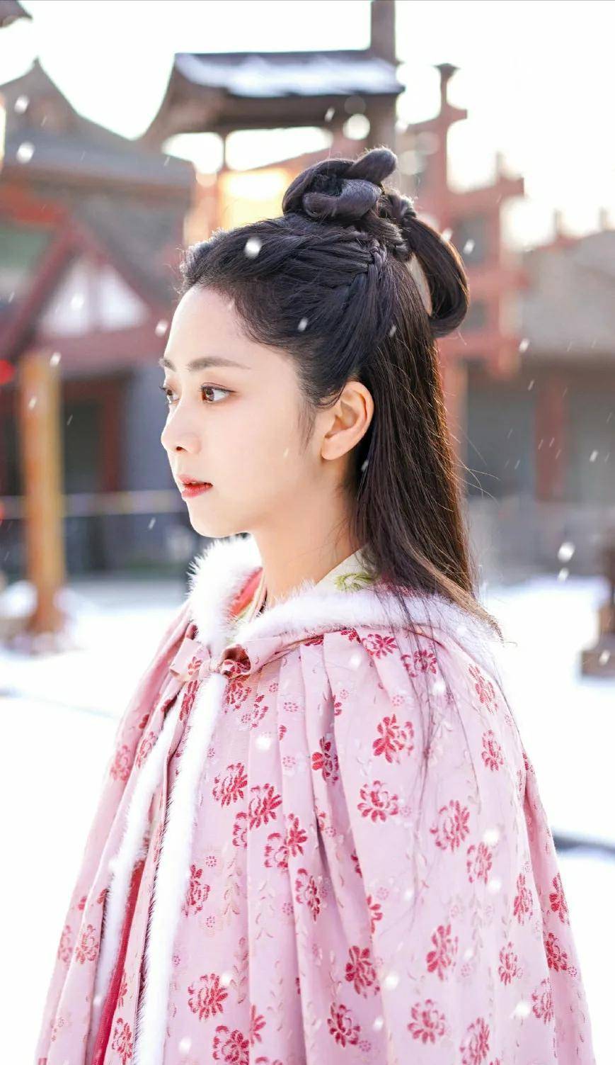 原创谭松韵也太年轻了状态好好胶原蛋白满满说18岁都有人信