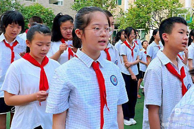 感恩母校逐梦启程坝陵桥小学举行2022届毕业典礼