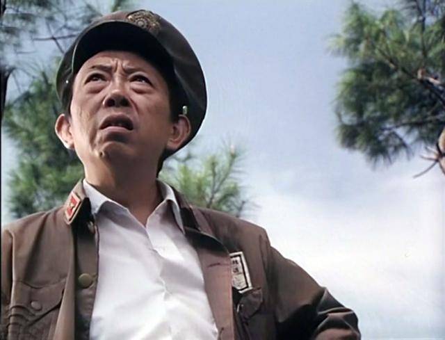 原创昔日上影艺术家优秀演员儿子也是明星却家中连客厅也没