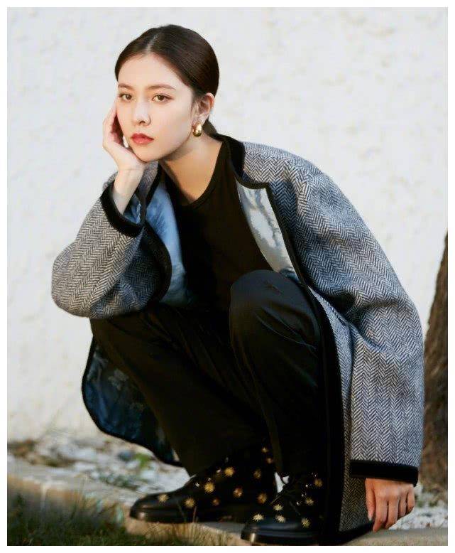 宋妍霏_穿着_黑色