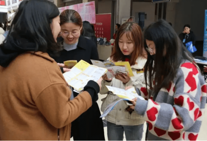女友排行_最佳女友排行榜!-今日头条(2)