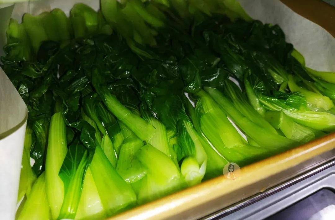 想要青菜粉更綠的可以換成菠菜,方法一樣.