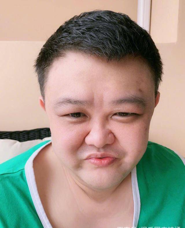 其次瘦了是不是显老,照片中的孙越瘦出了瓜子脸?