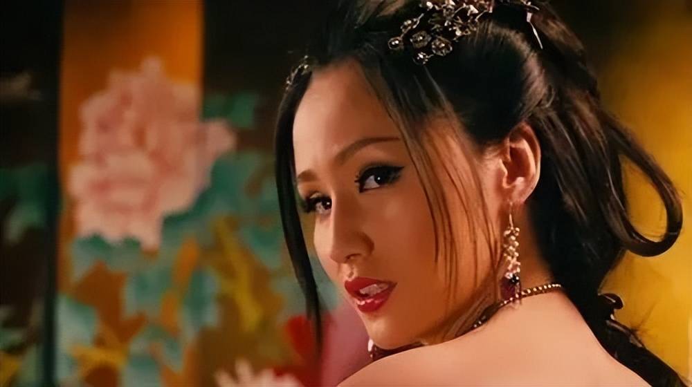 中俄混血的富家女却走舒淇和汤唯的老路身价过亿仍单身