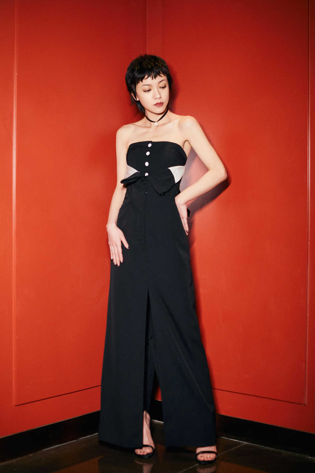 34岁郭采洁真不服老穿彩色外套硬要扮嫩意外清爽减龄