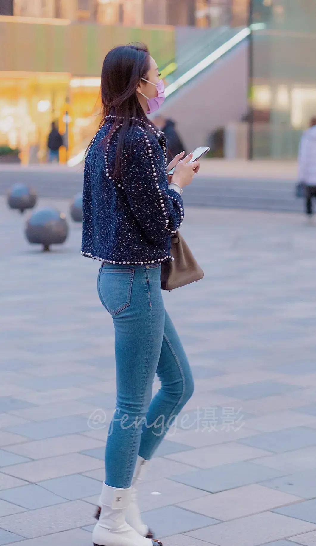 原创街拍小香风配紧身牛仔裤小姐姐集时尚优雅于一身真好看