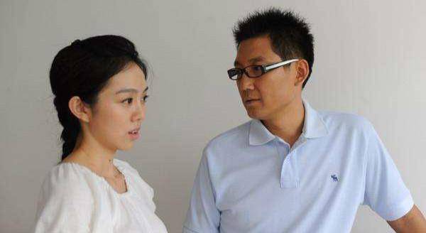 加盟都市情感剧《老牛家的战争》，认识了宋丹丹，从此命运发生了改变。