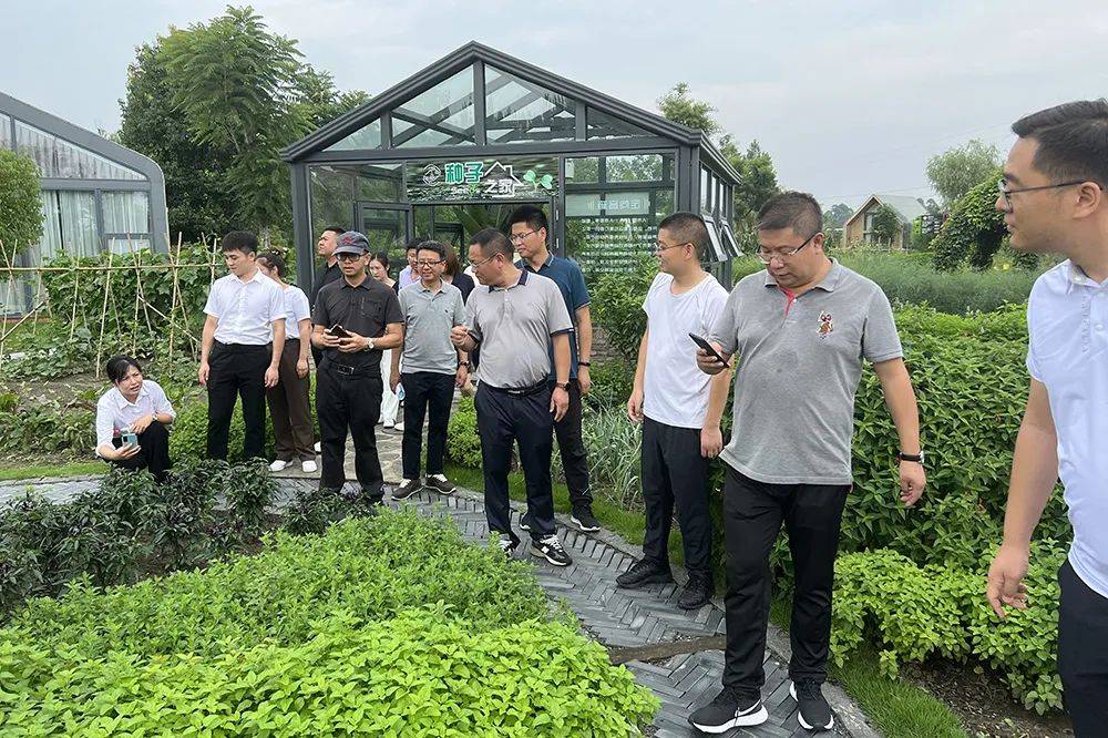 促进局副局长李彪州,德宏州瑞丽市副市长杨旺保等有关领导参加了考察