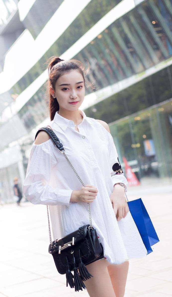 原创时尚靓丽的小姐姐们穿着光鲜亮丽颜值与品位完美搭配太漂亮了