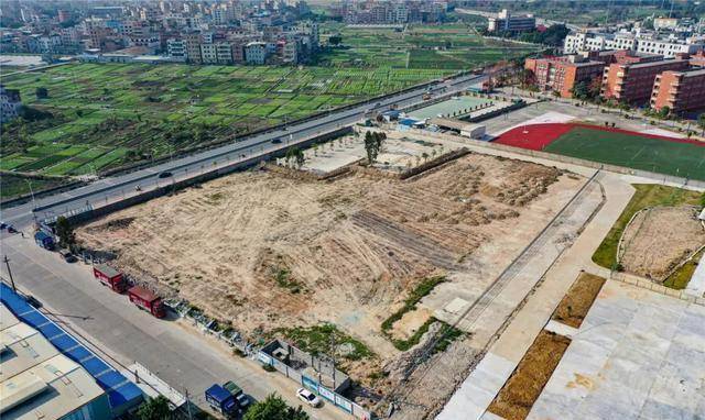 人和镇空港国际时尚小镇进驻企业最高免租3个月_产业_曹春喜_白云区