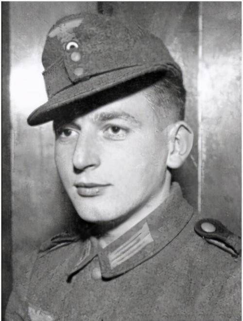 塞弗罗,一个普通的德国国防军下士,一个来自南德的农民家庭的儿子