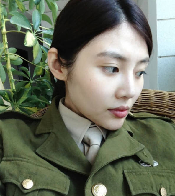 10位军艺出身的女星韩红走在公益第一线殷桃视后大满贯