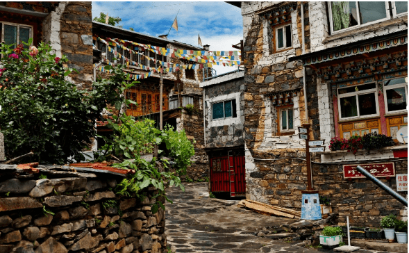 民族村寨川西嘉绒藏寨西索民居陈燕